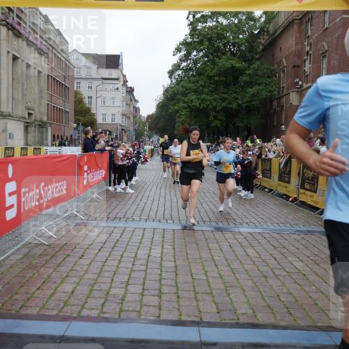 13.09.2026 - Kiel Lauf Yannick Fuchs http://msf.ph/oto/10459781 13.09.2026 09:51:49 Ziel 803, 1309, 1967, 1999, 2002, 4230, 6188, 7007, 7302, 9829, 9833, 10048, 11173, 11834, 714, 840, 940, 956, 2466, 2483, 3089, 3674, 4615, 4822, 4907, 5595, 5731, 5913, 6057, 6363, 6648, 7622, 8097, 8150, 11143, 11233, 11494, 11552, 11852, 11997, 12107, 896, 1100, 1899, 4132, 4883, 6625, 8729, 9616, 11300, 11444, 11445, 11580, 11832, 12630, 232, 2466, 2777, 4217, 6009, 6923, 10626 meine-sportfotos.de