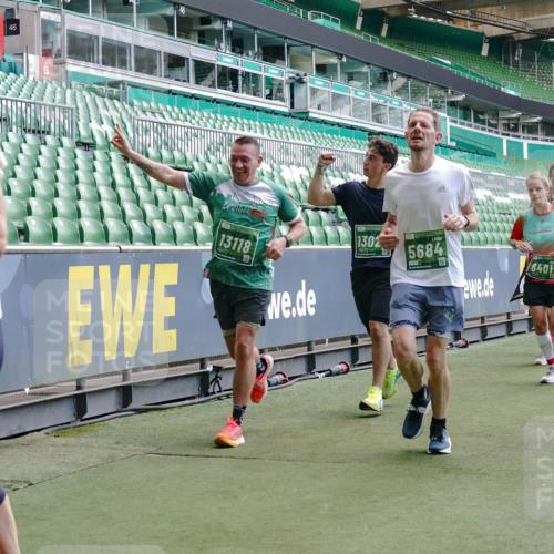 13.09.2026 - 21. swb-Marathon Bremen Michael Burmester http://msf.ph/oto/10459787 13.09.2026 13:12:00 Laufen im Stadion 118, 265, 373, 514, 581, 703, 843, 984, 1113, 1226, 1286, 1334, 1435, 1738, 1849, 1851, 1936, 1952, 1967, 2005, 2248, 2281, 2299, 2330, 2333, 2336, 2353, 2375, 2377, 2398, 2426, 2432, 2443, 2505, 2531, 2589, 2654, 2659, 2669, 2673, 2765, 2784, 2804, 2815, 2819, 2822, 2836, 2850, 2860, 2895, 2907, 2963, 2966, 2975, 2976, 3026, 3027, 3079, 3082, 3143, 3155, 3159, 3174, 3207, 3208, 3308, 3328, 3349, 3352, 3409, 3434, 3470, 3549, 551 meine-sportfotos.de