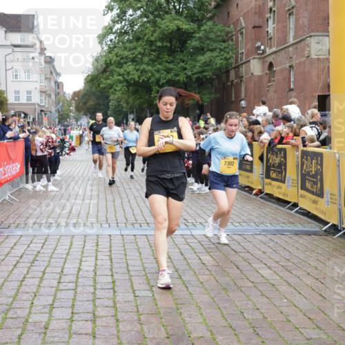 13.09.2026 - Kiel Lauf Yannick Fuchs http://msf.ph/oto/10459799 13.09.2026 09:51:51 Ziel 803, 1100, 1309, 1967, 1999, 2002, 4230, 6188, 7007, 7302, 9829, 9833, 10048, 11173, 11834, 12630, 714, 840, 940, 956, 2483, 3089, 3674, 4615, 4822, 4907, 5595, 5731, 5913, 6057, 6363, 6648, 7622, 8097, 8150, 11143, 11173, 11233, 11494, 11552, 11852, 11997, 12107, 896, 1899, 4132, 4166, 4883, 6471, 6625, 8729, 9616, 11300, 11444, 11445, 11580, 11832, 12068, 940, 956, 2466, 4217, 6009 meine-sportfotos.de