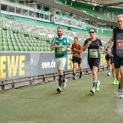 13.09.2026 - 21. swb-Marathon Bremen Michael Burmester http://msf.ph/oto/10459805 13.09.2026 12:54:44 Laufen im Stadion 145, 161, 189, 201, 205, 313, 376, 385, 388, 461, 472, 481, 495, 541, 560, 615, 616, 666, 675, 696, 740, 816, 827, 982, 1053, 1076, 1197, 1207, 1390, 1419, 1433, 1445, 1468, 1551, 1599, 1631, 1658, 1707, 1814, 2055, 2125, 2234, 2251, 2280, 2319, 2362, 2383, 2390, 2401, 2422, 2454, 2474, 2499, 2623, 2701, 2733, 2801, 2824, 2870, 2882, 2913, 2922, 2962, 2971, 2997, 3012, 3054, 3134, 3175, 3206, 3241, 3246, 3346, 3356, 3357, 3413, 3706, 3716, 3836, 4137, 6106 meine-sportfotos.de