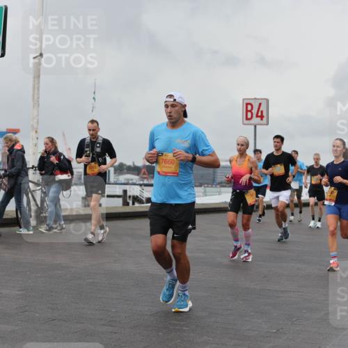 13.09.2026 - Kiel Lauf Andreas Tolksdorf http://msf.ph/oto/10459907 13.09.2026 12:00:52 Kiellinie 3, 35, 7660, 4, 4123 meine-sportfotos.de