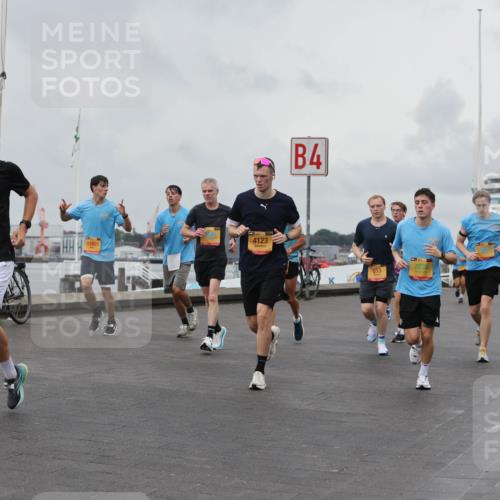 13.09.2026 - Kiel Lauf Andreas Tolksdorf http://msf.ph/oto/10459978 13.09.2026 12:00:55 Kiellinie 4123, 11681, 4, 3 meine-sportfotos.de