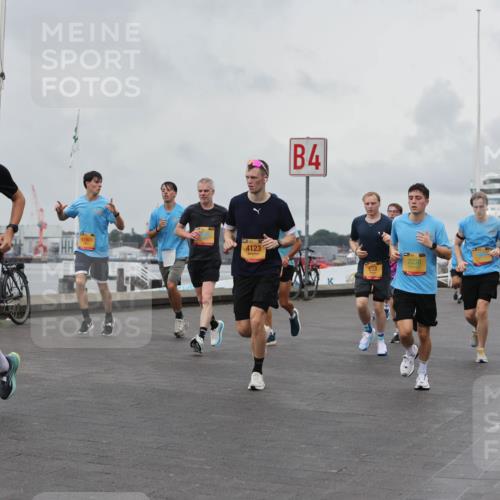 13.09.2026 - Kiel Lauf Andreas Tolksdorf http://msf.ph/oto/10459985 13.09.2026 12:00:55 Kiellinie 11681, 1, 39, 4123, 4, 2238, 3 meine-sportfotos.de