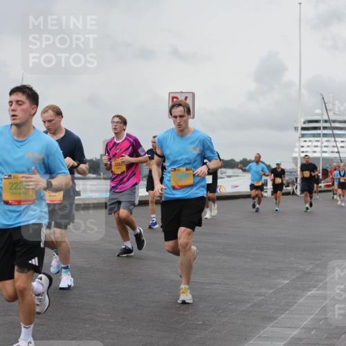 13.09.2026 - Kiel Lauf Andreas Tolksdorf http://msf.ph/oto/10460055 13.09.2026 12:00:57 Kiellinie 30, 223, 3261, 0, 3 meine-sportfotos.de