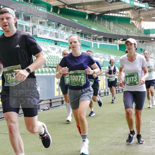13.09.2026 - 21. swb-Marathon Bremen Michael Burmester http://msf.ph/oto/10460244 13.09.2026 13:12:07 Laufen im Stadion 118, 265, 373, 514, 581, 703, 843, 984, 1113, 1226, 1286, 1334, 1435, 1849, 1851, 1936, 1952, 2005, 2248, 2264, 2281, 2299, 2330, 2336, 2353, 2375, 2377, 2398, 2426, 2443, 2478, 2505, 2531, 2589, 2659, 2669, 2673, 2684, 2765, 2784, 2804, 2815, 2822, 2836, 2850, 2860, 2895, 2907, 2963, 2966, 2975, 2976, 3026, 3027, 3079, 3082, 3143, 3155, 3159, 3174, 3207, 3293, 3308, 3328, 3349, 3352, 3409, 3434, 3549, 551 meine-sportfotos.de