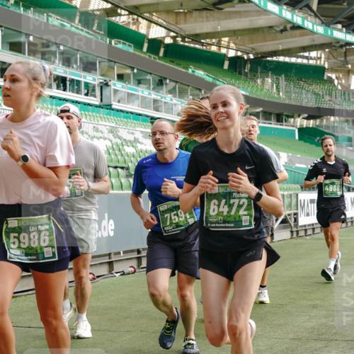 13.09.2026 - 21. swb-Marathon Bremen Michael Burmester http://msf.ph/oto/10460248 13.09.2026 12:54:51 Laufen im Stadion 161, 189, 201, 205, 313, 376, 385, 388, 461, 472, 481, 495, 541, 560, 615, 616, 666, 675, 696, 740, 816, 827, 913, 982, 1053, 1058, 1076, 1197, 1207, 1390, 1419, 1468, 1551, 1599, 1631, 1645, 1658, 1707, 1814, 2055, 2125, 2234, 2251, 2280, 2319, 2362, 2383, 2390, 2422, 2454, 2474, 2499, 2623, 2701, 2733, 2801, 2824, 2870, 2882, 2913, 2922, 2962, 2971, 2997, 3012, 3054, 3057, 3134, 3175, 3192, 3206, 3241, 3246, 3346, 3356, 3357, 3413, 3706, 3716, 3836, 4137, 5530, 6106 meine-sportfotos.de