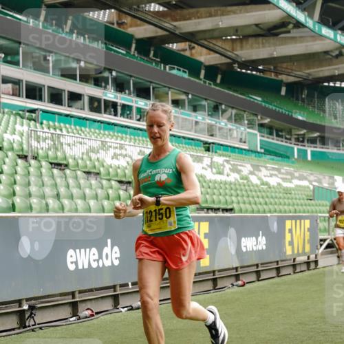 13.09.2026 - 21. swb-Marathon Bremen Michael Burmester http://msf.ph/oto/10460281 13.09.2026 10:34:11 Laufen im Stadion 10018, 10067, 10078, 10147, 10157, 10166, 10177, 10184, 10185, 10203, 10211, 10236, 10240, 10254, 10297, 10300, 10355, 10356, 10367, 10368, 10369, 10374, 10379, 10383, 10394, 10408, 10415, 10423, 10428, 10460, 10485, 10494, 10530, 10559, 10578, 10604, 10639, 10668, 10669, 10673, 10677, 10687, 10691, 10699, 10700, 10728, 10745, 10749, 10750, 10772, 10787, 10788, 10794, 10809, 10828, 10857, 10914, 10928, 11126, 11162, 11343, 11803, 11965, 10146, 10222 meine-sportfotos.de