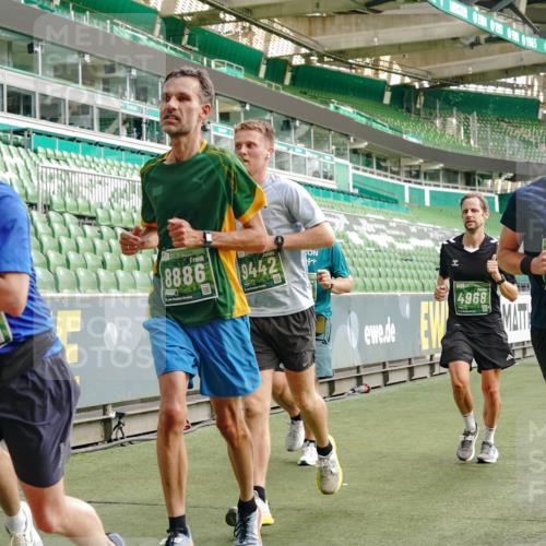 13.09.2026 - 21. swb-Marathon Bremen Michael Burmester http://msf.ph/oto/10460302 13.09.2026 12:54:52 Laufen im Stadion 161, 189, 201, 205, 313, 376, 385, 388, 461, 472, 481, 495, 541, 560, 615, 616, 666, 675, 696, 740, 816, 827, 913, 982, 1053, 1058, 1076, 1197, 1207, 1390, 1419, 1468, 1551, 1599, 1631, 1645, 1658, 1707, 1814, 2055, 2125, 2234, 2251, 2280, 2319, 2362, 2383, 2390, 2422, 2454, 2474, 2499, 2623, 2701, 2733, 2801, 2824, 2870, 2882, 2913, 2922, 2962, 2971, 3012, 3054, 3057, 3134, 3175, 3192, 3206, 3241, 3246, 3346, 3356, 3357, 3413, 3706, 3716, 3836, 4137, 5277, 5430, 5530, 6106 meine-sportfotos.de