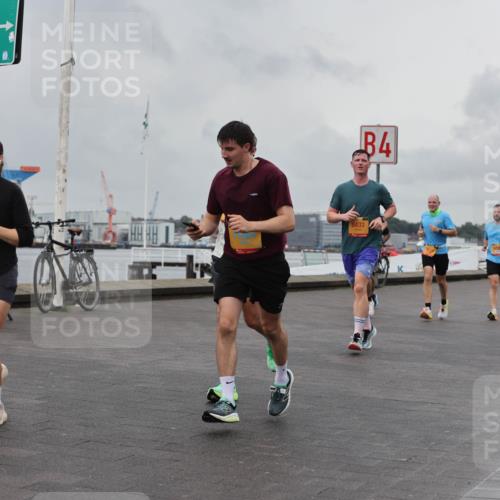 13.09.2026 - Kiel Lauf Andreas Tolksdorf http://msf.ph/oto/10460323 13.09.2026 12:01:13 Kiellinie 39, 3605, 8433, 4, 4134 meine-sportfotos.de