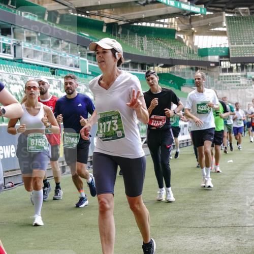 13.09.2026 - 21. swb-Marathon Bremen Michael Burmester http://msf.ph/oto/10460332 13.09.2026 13:12:08 Laufen im Stadion 118, 265, 373, 514, 581, 703, 843, 933, 984, 1113, 1226, 1286, 1334, 1435, 1849, 1851, 1936, 1952, 2005, 2248, 2264, 2281, 2299, 2330, 2336, 2353, 2375, 2377, 2398, 2426, 2443, 2478, 2505, 2531, 2589, 2659, 2669, 2673, 2684, 2765, 2784, 2804, 2815, 2822, 2836, 2850, 2860, 2895, 2907, 2963, 2966, 2975, 2976, 3026, 3027, 3079, 3082, 3143, 3155, 3159, 3174, 3207, 3293, 3308, 3328, 3349, 3352, 3409, 3434, 3549, 551 meine-sportfotos.de