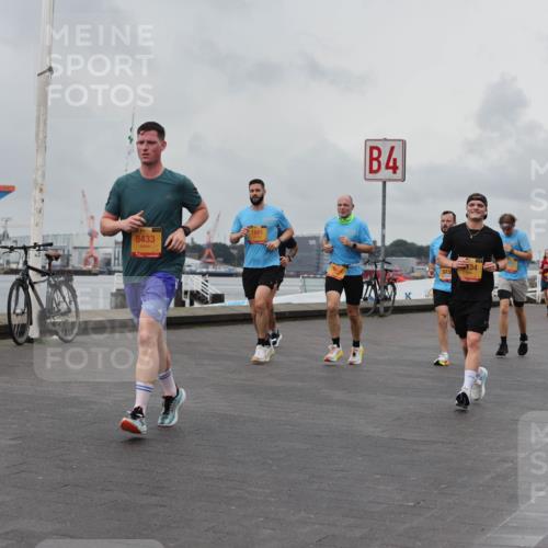 13.09.2026 - Kiel Lauf Andreas Tolksdorf http://msf.ph/oto/10460384 13.09.2026 12:01:14 Kiellinie 4, 3 meine-sportfotos.de