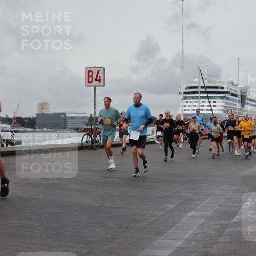 13.09.2026 - Kiel Lauf Andreas Tolksdorf http://msf.ph/oto/10460467 13.09.2026 12:01:18 Kiellinie 4, 3 meine-sportfotos.de