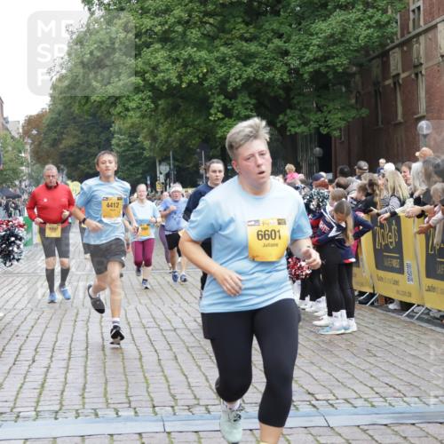13.09.2026 - Kiel Lauf Yannick Fuchs http://msf.ph/oto/10460556 13.09.2026 09:52:41 Ziel 291, 918, 919, 1092, 4412, 5736, 6432, 6601, 7867, 8068, 9345, 9565, 9892, 10259, 10280, 10798, 12258, 12282, 180, 2157, 2924, 3476, 3832, 4166, 4666, 4883, 5032, 5736, 6432, 6471, 6625, 6679, 6867, 7347, 7494, 7719, 7742, 8992, 9892, 10259, 10371, 10620, 10746, 11130, 11580, 12068, 70, 1395, 3205, 3581, 4671, 6241, 6613, 6845, 7394, 8851, 12417, 12468, 896, 1899, 4132, 4883, 6625, 8729, 9616, 11300, 11444, 11445, 11580 meine-sportfotos.de