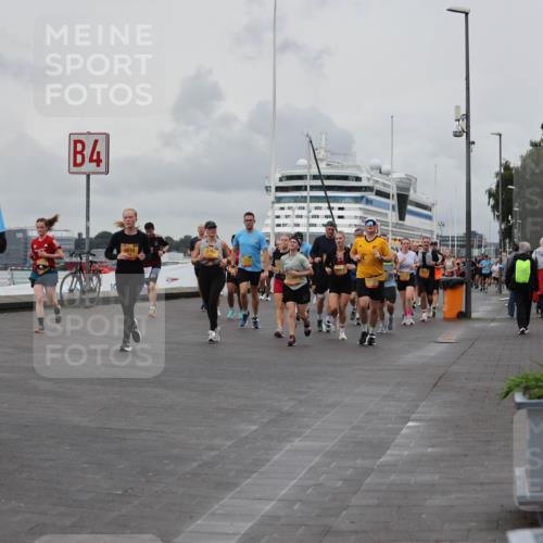 13.09.2026 - Kiel Lauf Andreas Tolksdorf http://msf.ph/oto/10460586 13.09.2026 12:01:21 Kiellinie 4, 4810 meine-sportfotos.de