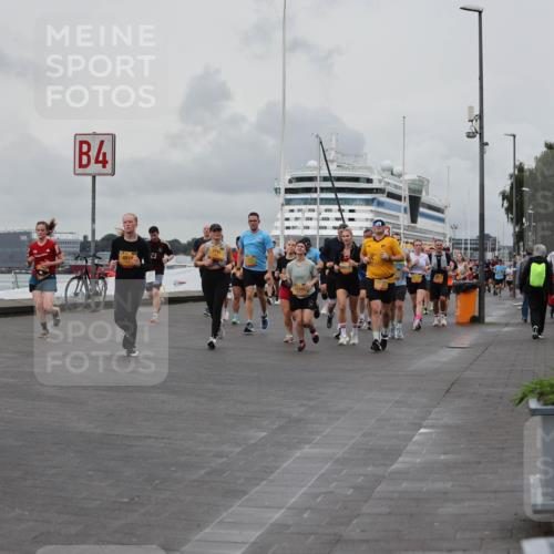 13.09.2026 - Kiel Lauf Andreas Tolksdorf http://msf.ph/oto/10460590 13.09.2026 12:01:21 Kiellinie 4, 4810, 23, 11342 meine-sportfotos.de