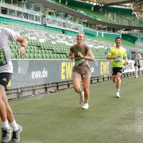 13.09.2026 - 21. swb-Marathon Bremen Michael Burmester http://msf.ph/oto/10460604 13.09.2026 12:54:58 Laufen im Stadion 161, 189, 201, 205, 313, 385, 388, 461, 472, 481, 495, 560, 655, 666, 675, 696, 740, 816, 827, 913, 1053, 1058, 1076, 1197, 1207, 1390, 1419, 1468, 1537, 1551, 1599, 1631, 1645, 1658, 2055, 2125, 2234, 2251, 2319, 2383, 2390, 2474, 2499, 2623, 2701, 2733, 2801, 2824, 2870, 2882, 2913, 2922, 2962, 2971, 3012, 3054, 3057, 3134, 3175, 3192, 3206, 3241, 3246, 3346, 3356, 3357, 3413, 3706, 3716, 3836, 4137, 4413, 4733, 5277, 5430, 5530, 6106, 2498, 3085 meine-sportfotos.de