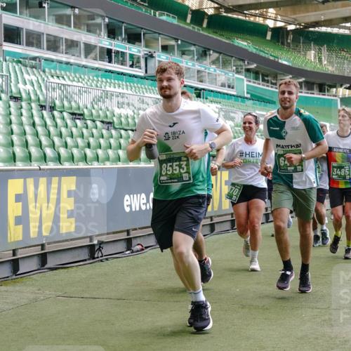 13.09.2026 - 21. swb-Marathon Bremen Michael Burmester http://msf.ph/oto/10460733 13.09.2026 13:12:13 Laufen im Stadion 118, 183, 265, 373, 514, 695, 703, 843, 933, 984, 1113, 1226, 1286, 1334, 1435, 1849, 1851, 1936, 1952, 2005, 2248, 2264, 2281, 2299, 2330, 2336, 2353, 2375, 2377, 2398, 2426, 2443, 2461, 2478, 2505, 2531, 2589, 2659, 2669, 2673, 2684, 2765, 2784, 2792, 2804, 2815, 2822, 2836, 2850, 2860, 2895, 2907, 2963, 2966, 2975, 2976, 3026, 3027, 3079, 3082, 3143, 3155, 3159, 3207, 3293, 3308, 3328, 3349, 3352, 3409, 3434, 3549, 551 meine-sportfotos.de