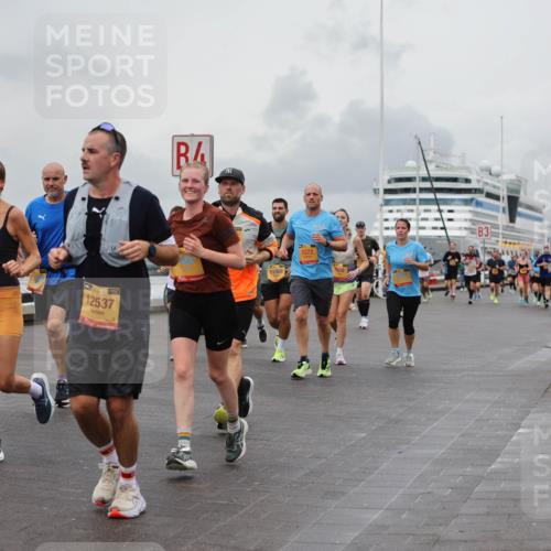 13.09.2026 - Kiel Lauf Andreas Tolksdorf http://msf.ph/oto/10460855 13.09.2026 12:01:31 Kiellinie 39, 12537, 11068, 8372, 3 meine-sportfotos.de