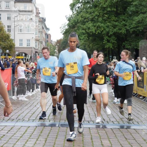 13.09.2026 - Kiel Lauf Yannick Fuchs http://msf.ph/oto/10460874 13.09.2026 09:53:04 Ziel 70, 175, 2399, 3205, 3581, 7140, 7226, 7495, 9707, 12417, 12468, 291, 918, 919, 1092, 1395, 4412, 4671, 5736, 6241, 6432, 6601, 6613, 6845, 7394, 7867, 8068, 8851, 9345, 9565, 9892, 10259, 10280, 10798, 12258, 12282, 1718, 2058, 4920, 5779, 7143, 7552, 8260, 9568, 10275, 11312, 12493, 2157, 2924, 5736, 6432, 6679, 7742, 8992, 9892, 10259, 10746 meine-sportfotos.de