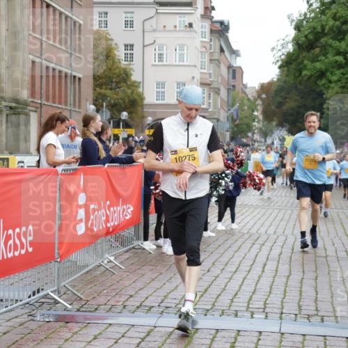 13.09.2026 - Kiel Lauf Yannick Fuchs http://msf.ph/oto/10461013 13.09.2026 09:53:14 Ziel 2058, 2399, 7140, 7143, 7495, 9568, 10275, 11312, 70, 175, 291, 1092, 1395, 3205, 3581, 4412, 4671, 6241, 6613, 6845, 7226, 7394, 8068, 8851, 9345, 9565, 9707, 10280, 10798, 12258, 12417, 12468, 761, 802, 1417, 1499, 1718, 2886, 2948, 2978, 4920, 5779, 5789, 6180, 7185, 7429, 7541, 7552, 8260, 8353, 10495, 10929, 11059, 11073, 12284, 12493, 918, 919, 1092, 4412, 6601, 7867, 9345, 12282 meine-sportfotos.de