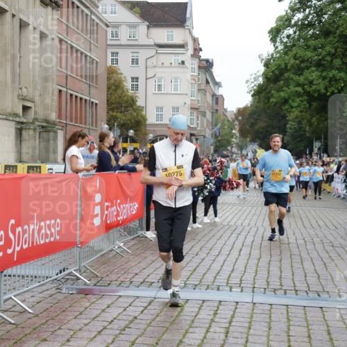 13.09.2026 - Kiel Lauf Yannick Fuchs http://msf.ph/oto/10461021 13.09.2026 09:53:14 Ziel 2058, 2399, 7140, 7143, 7495, 9568, 10275, 11312, 70, 175, 291, 1092, 1395, 3205, 3581, 4412, 4671, 6241, 6613, 6845, 7226, 7394, 8068, 8851, 9345, 9565, 9707, 10280, 10798, 12258, 12417, 12468, 761, 802, 1417, 1499, 1718, 2886, 2948, 2978, 4920, 5779, 5789, 6180, 7185, 7429, 7541, 7552, 8260, 8353, 10495, 10929, 11059, 11073, 12284, 12493, 918, 919, 1092, 4412, 6601, 7867, 9345, 12282 meine-sportfotos.de