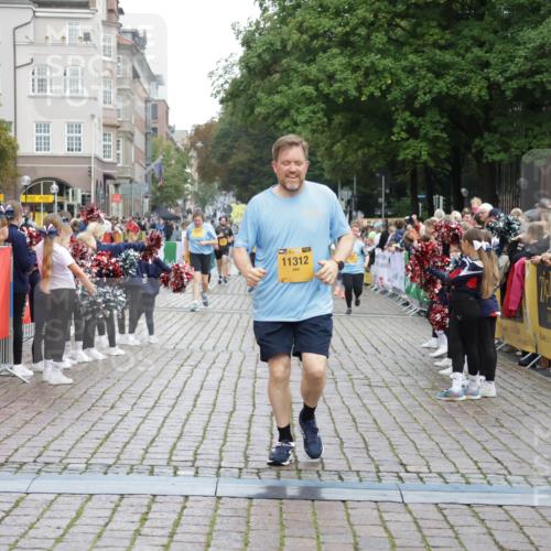 13.09.2026 - Kiel Lauf Yannick Fuchs http://msf.ph/oto/10461039 13.09.2026 09:53:16 Ziel 1718, 2058, 2399, 4920, 7140, 7143, 7495, 9568, 10275, 11312, 12493, 70, 175, 291, 1092, 1395, 2399, 3205, 3581, 4671, 6241, 6613, 6845, 7226, 7394, 8068, 8851, 9565, 9707, 10280, 10798, 12258, 12417, 12468, 761, 802, 1417, 1499, 2886, 2948, 2978, 5779, 5789, 5988, 6180, 7185, 7429, 7541, 7552, 8260, 8353, 10495, 10929, 11059, 11073, 12284, 918, 919, 1092, 4412, 6601, 7867, 8068, 9345, 10280, 10798 meine-sportfotos.de