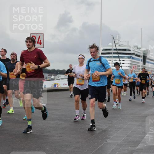 13.09.2026 - Kiel Lauf Andreas Tolksdorf http://msf.ph/oto/10461196 13.09.2026 12:01:45 Kiellinie 9906, 2869, 34, 3 meine-sportfotos.de