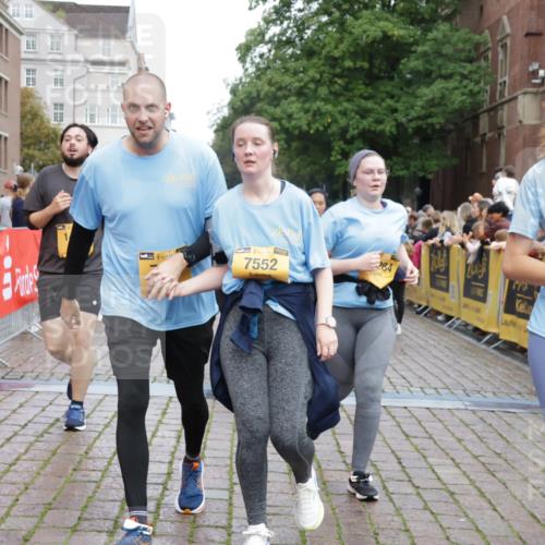 13.09.2026 - Kiel Lauf Yannick Fuchs http://msf.ph/oto/10461234 13.09.2026 09:53:30 Ziel 761, 802, 1417, 1499, 1718, 2886, 2948, 2978, 4920, 5779, 5789, 5988, 6180, 7185, 7429, 7541, 7552, 8260, 8353, 10495, 10929, 11059, 11073, 12284, 12493, 70, 175, 2058, 2399, 3205, 3581, 7140, 7143, 7226, 7495, 9568, 9707, 10275, 11312, 12417, 12468, 92, 852, 2657, 2691, 2748, 4144, 4626, 6254, 8502, 9057, 11872, 12390, 3581, 6241, 6613, 6845, 8851 meine-sportfotos.de