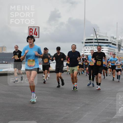 13.09.2026 - Kiel Lauf Andreas Tolksdorf http://msf.ph/oto/10461294 13.09.2026 12:01:48 Kiellinie 4, 1, 3, 12046, 8173, 3, 4 meine-sportfotos.de