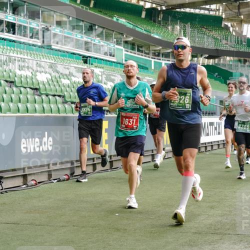 13.09.2026 - 21. swb-Marathon Bremen Michael Burmester http://msf.ph/oto/10461315 13.09.2026 12:55:11 Laufen im Stadion 161, 189, 201, 205, 385, 388, 411, 461, 472, 481, 495, 655, 666, 675, 816, 827, 854, 913, 1053, 1058, 1076, 1197, 1390, 1419, 1468, 1537, 1551, 1599, 1631, 1645, 1658, 2055, 2122, 2125, 2234, 2251, 2260, 2319, 2383, 2390, 2474, 2499, 2604, 2623, 2701, 2733, 2801, 2824, 2870, 2882, 2913, 2922, 2962, 2971, 3012, 3054, 3057, 3134, 3175, 3192, 3206, 3241, 3246, 3346, 3356, 3357, 3413, 3508, 3706, 3716, 3836, 4135, 4137, 4413, 4733, 5277, 5430, 5530, 6106, 2498, 3085 meine-sportfotos.de