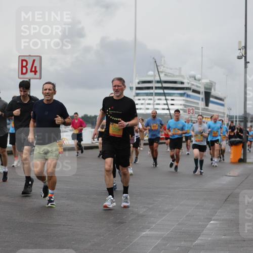 13.09.2026 - Kiel Lauf Andreas Tolksdorf http://msf.ph/oto/10461333 13.09.2026 12:01:50 Kiellinie 4, 8173, 5354, 3 meine-sportfotos.de