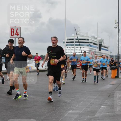 13.09.2026 - Kiel Lauf Andreas Tolksdorf http://msf.ph/oto/10461336 13.09.2026 12:01:50 Kiellinie 8173, 4, 1063, 3 meine-sportfotos.de