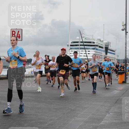13.09.2026 - Kiel Lauf Andreas Tolksdorf http://msf.ph/oto/10461369 13.09.2026 12:01:52 Kiellinie 2005, 5354, 4, 257, 8897, 3, 9192 meine-sportfotos.de