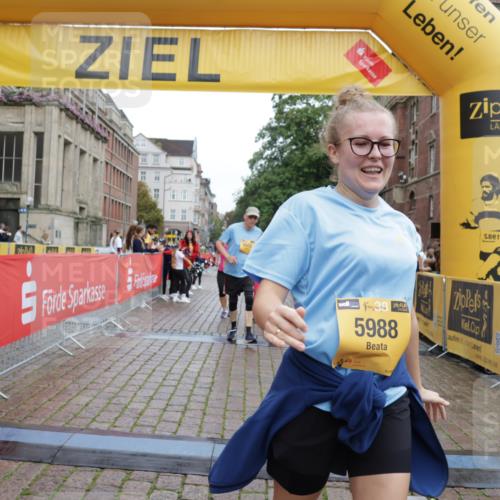 13.09.2026 - Kiel Lauf Yannick Fuchs http://msf.ph/oto/10461533 13.09.2026 09:53:41 Ziel 92, 761, 852, 2657, 2691, 2748, 2948, 2978, 4144, 4626, 5988, 6254, 7185, 7429, 8502, 10929, 12390, 761, 802, 1417, 1499, 1718, 2058, 2399, 2886, 2978, 4920, 5779, 5789, 6180, 7140, 7143, 7185, 7495, 7541, 7552, 8260, 8353, 9568, 10275, 10495, 11059, 11073, 11312, 12284, 12493, 200, 2953, 4539, 4762, 4803, 4988, 5670, 5695, 7194, 8041, 8044, 8473, 9057, 9446, 9516, 10535, 11100, 11872, 70, 175, 2399, 3205, 7140, 7226, 7495, 9707, 12417, 12468 meine-sportfotos.de