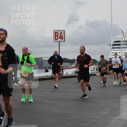 13.09.2026 - Kiel Lauf Andreas Tolksdorf http://msf.ph/oto/10461585 13.09.2026 12:02:11 Kiellinie 7393, 12643, 4 meine-sportfotos.de