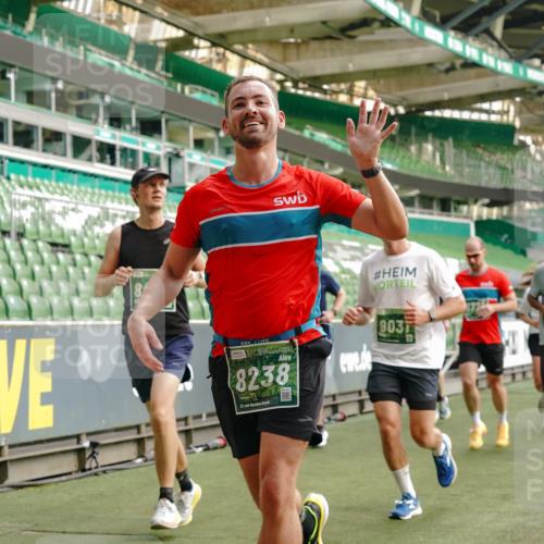 13.09.2026 - 21. swb-Marathon Bremen Michael Burmester http://msf.ph/oto/10461672 13.09.2026 12:55:16 Laufen im Stadion 161, 189, 201, 205, 385, 388, 411, 461, 465, 472, 481, 495, 655, 666, 816, 827, 854, 913, 1053, 1058, 1076, 1197, 1390, 1419, 1468, 1537, 1551, 1599, 1631, 1645, 1658, 1750, 2122, 2125, 2234, 2251, 2260, 2319, 2383, 2390, 2474, 2499, 2604, 2623, 2701, 2733, 2801, 2824, 2870, 2882, 2913, 2922, 2962, 2971, 3012, 3054, 3057, 3134, 3175, 3192, 3206, 3241, 3246, 3346, 3356, 3357, 3411, 3413, 3508, 3706, 3716, 3836, 4135, 4137, 4413, 4479, 4733, 5277, 5430, 5530, 6106, 2498, 3085 meine-sportfotos.de