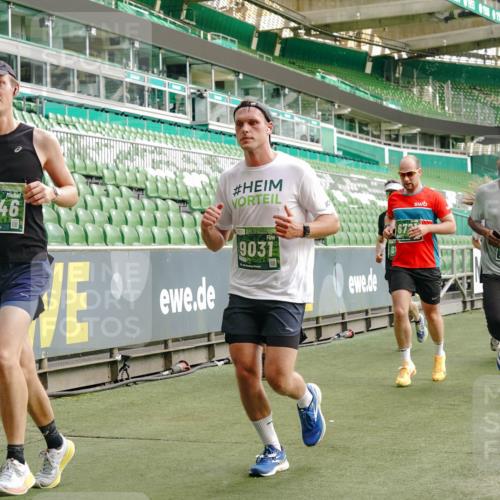 13.09.2026 - 21. swb-Marathon Bremen Michael Burmester http://msf.ph/oto/10461712 13.09.2026 12:55:17 Laufen im Stadion 161, 189, 201, 205, 385, 388, 411, 461, 465, 472, 481, 495, 655, 666, 816, 827, 854, 913, 1053, 1058, 1076, 1197, 1390, 1419, 1468, 1537, 1551, 1599, 1631, 1645, 1658, 1750, 2122, 2125, 2234, 2251, 2260, 2319, 2383, 2390, 2474, 2499, 2604, 2701, 2733, 2801, 2824, 2870, 2882, 2913, 2922, 2962, 2971, 3012, 3054, 3057, 3134, 3175, 3192, 3206, 3241, 3246, 3346, 3356, 3357, 3411, 3413, 3508, 3706, 3716, 3836, 4135, 4137, 4413, 4479, 4733, 5277, 5430, 5530, 6106, 2498, 3085 meine-sportfotos.de