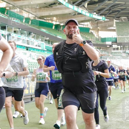 13.09.2026 - 21. swb-Marathon Bremen Michael Burmester http://msf.ph/oto/10461732 13.09.2026 13:12:24 Laufen im Stadion 118, 183, 265, 349, 514, 695, 702, 703, 843, 933, 1113, 1143, 1226, 1286, 1334, 1435, 1641, 1849, 1851, 1936, 1952, 1991, 2005, 2248, 2264, 2281, 2299, 2330, 2336, 2353, 2375, 2377, 2398, 2426, 2439, 2443, 2461, 2478, 2505, 2531, 2589, 2659, 2665, 2669, 2673, 2684, 2765, 2773, 2792, 2804, 2815, 2822, 2836, 2850, 2860, 2884, 2895, 2907, 2963, 2966, 2975, 2976, 3027, 3079, 3082, 3143, 3155, 3159, 3253, 3293, 3308, 3313, 3328, 3349, 3352, 3434, 3549, 551 meine-sportfotos.de