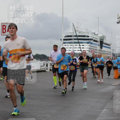 13.09.2026 - Kiel Lauf Andreas Tolksdorf http://msf.ph/oto/10461765 13.09.2026 12:02:17 Kiellinie 1, 39, 6042, 7318, 10, 104, 5934, 88, 3 meine-sportfotos.de
