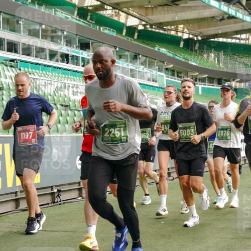 13.09.2026 - 21. swb-Marathon Bremen Michael Burmester http://msf.ph/oto/10461786 13.09.2026 12:55:19 Laufen im Stadion 161, 189, 201, 205, 307, 385, 388, 411, 461, 465, 481, 495, 655, 666, 816, 827, 854, 913, 1053, 1058, 1076, 1197, 1390, 1419, 1468, 1537, 1551, 1599, 1631, 1645, 1658, 1750, 2122, 2125, 2234, 2251, 2260, 2319, 2383, 2390, 2474, 2499, 2604, 2701, 2733, 2801, 2824, 2870, 2882, 2913, 2922, 2962, 2971, 3012, 3054, 3057, 3134, 3175, 3192, 3206, 3241, 3246, 3346, 3356, 3357, 3411, 3508, 3706, 3716, 3836, 4135, 4137, 4413, 4455, 4479, 4733, 5277, 5430, 5530, 6106, 2498, 3085 meine-sportfotos.de