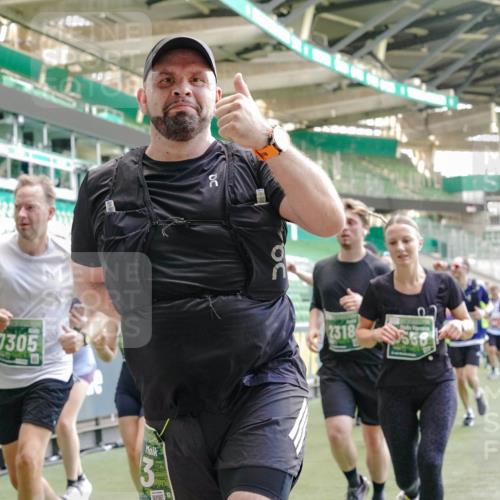 13.09.2026 - 21. swb-Marathon Bremen Michael Burmester http://msf.ph/oto/10461806 13.09.2026 13:12:24 Laufen im Stadion 118, 183, 265, 349, 514, 695, 702, 703, 843, 933, 1113, 1143, 1226, 1286, 1334, 1435, 1641, 1849, 1851, 1936, 1952, 1991, 2005, 2248, 2264, 2281, 2299, 2330, 2336, 2353, 2375, 2377, 2398, 2426, 2439, 2443, 2461, 2478, 2505, 2531, 2589, 2659, 2665, 2669, 2673, 2684, 2765, 2773, 2792, 2804, 2815, 2822, 2836, 2850, 2860, 2884, 2895, 2907, 2963, 2966, 2975, 2976, 3027, 3079, 3082, 3143, 3155, 3159, 3253, 3293, 3308, 3313, 3328, 3349, 3352, 3434, 3549, 551 meine-sportfotos.de