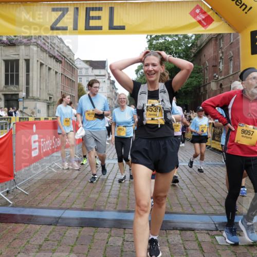 13.09.2026 - Kiel Lauf Yannick Fuchs http://msf.ph/oto/10461815 13.09.2026 09:53:57 Ziel 200, 2953, 4539, 4762, 4803, 4988, 5670, 5695, 7194, 8041, 8044, 8473, 9057, 9446, 9516, 10535, 11100, 11872, 92, 761, 802, 852, 1417, 1499, 2657, 2691, 2748, 2886, 2948, 2978, 4144, 4626, 5779, 5789, 5988, 6180, 6254, 7185, 7429, 7541, 7552, 8260, 8353, 8502, 10495, 10929, 11059, 11073, 12284, 12390, 2815, 2865, 3148, 3283, 3702, 3703, 4263, 4277, 7127, 7458, 8325, 9587, 10261, 10434, 1718, 2058, 4920, 5779, 6180, 7143, 7541, 7552, 8260 meine-sportfotos.de