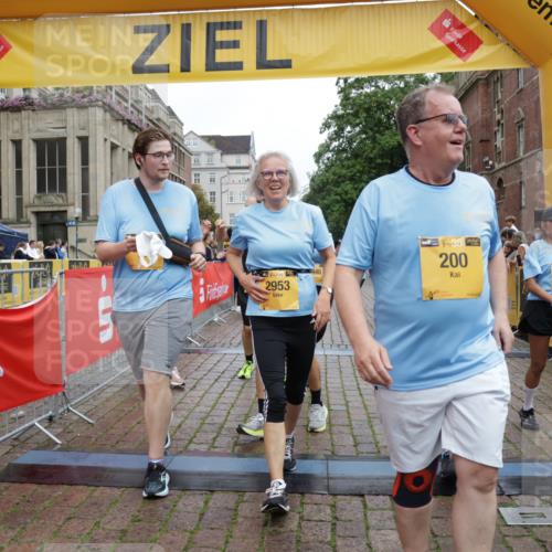 13.09.2026 - Kiel Lauf Yannick Fuchs http://msf.ph/oto/10461823 13.09.2026 09:53:58 Ziel 200, 2953, 4539, 4762, 4803, 4988, 5670, 5695, 7194, 8041, 8044, 8473, 9057, 9446, 9516, 10535, 11100, 11872, 92, 761, 802, 852, 1417, 1499, 2657, 2691, 2748, 2886, 2948, 2978, 4144, 4626, 5779, 5789, 5988, 6180, 6254, 7185, 7429, 7541, 7552, 8260, 8353, 8502, 10495, 10929, 11059, 11073, 11872, 12284, 12390, 2815, 2865, 3148, 3283, 3702, 3703, 4263, 4277, 6327, 6986, 7127, 7458, 8325, 9587, 10261, 10424, 10434, 1417, 1718, 2058, 4920, 5779, 6180, 7143, 7541, 7552, 8260 meine-sportfotos.de