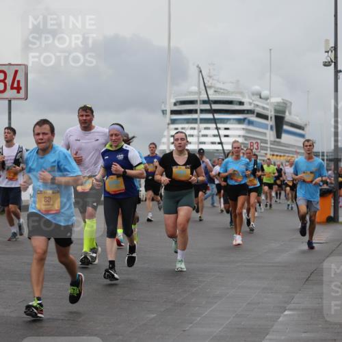 13.09.2026 - Kiel Lauf Andreas Tolksdorf http://msf.ph/oto/10461829 13.09.2026 12:02:19 Kiellinie 3116, 4, 39, 88, 3 meine-sportfotos.de