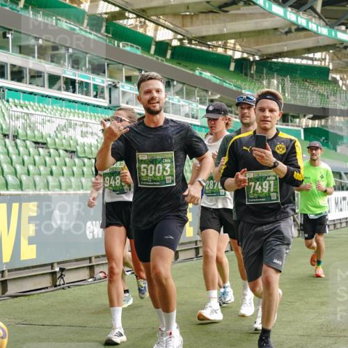 13.09.2026 - 21. swb-Marathon Bremen Michael Burmester http://msf.ph/oto/10461841 13.09.2026 12:55:19 Laufen im Stadion 161, 189, 201, 205, 307, 385, 388, 411, 461, 465, 481, 495, 655, 666, 816, 827, 854, 913, 1053, 1058, 1076, 1197, 1390, 1419, 1468, 1537, 1551, 1599, 1631, 1645, 1658, 1750, 2122, 2125, 2234, 2251, 2260, 2319, 2383, 2390, 2474, 2499, 2604, 2701, 2733, 2801, 2824, 2870, 2882, 2913, 2922, 2962, 2971, 3012, 3054, 3057, 3134, 3175, 3192, 3206, 3241, 3246, 3346, 3356, 3357, 3411, 3508, 3706, 3716, 3836, 4135, 4137, 4413, 4455, 4479, 4733, 5277, 5430, 5530, 6106, 2498, 3085 meine-sportfotos.de