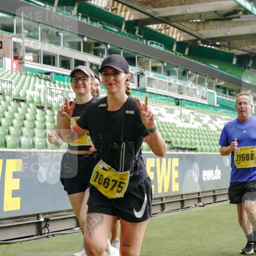 13.09.2026 - 21. swb-Marathon Bremen Michael Burmester http://msf.ph/oto/10461852 13.09.2026 10:34:33 Laufen im Stadion 10018, 10078, 10093, 10144, 10147, 10157, 10177, 10184, 10185, 10211, 10236, 10240, 10254, 10297, 10355, 10356, 10367, 10368, 10369, 10374, 10377, 10408, 10415, 10423, 10427, 10428, 10460, 10485, 10528, 10530, 10559, 10578, 10604, 10639, 10668, 10669, 10673, 10677, 10687, 10691, 10699, 10700, 10715, 10745, 10749, 10750, 10772, 10787, 10788, 10809, 10828, 10857, 10914, 10928, 11126, 11162, 11343, 11803, 11965, 10146, 10222 meine-sportfotos.de
