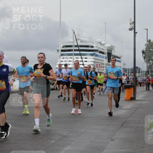 13.09.2026 - Kiel Lauf Andreas Tolksdorf http://msf.ph/oto/10461853 13.09.2026 12:02:20 Kiellinie 10760, 4, 2, 6477, 3, 100 meine-sportfotos.de