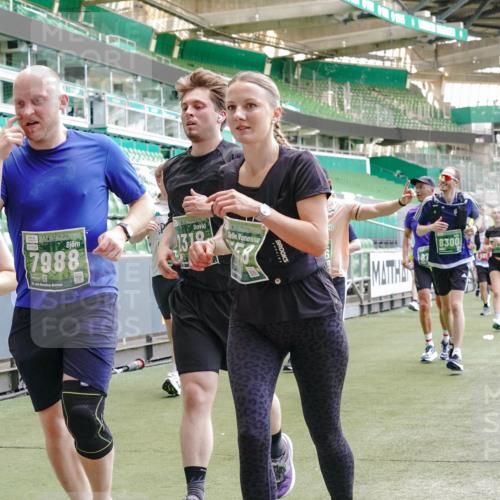 13.09.2026 - 21. swb-Marathon Bremen Michael Burmester http://msf.ph/oto/10461926 13.09.2026 13:12:25 Laufen im Stadion 118, 183, 265, 349, 514, 695, 702, 703, 843, 933, 1113, 1143, 1226, 1286, 1334, 1435, 1641, 1849, 1851, 1936, 1952, 1991, 2005, 2248, 2264, 2281, 2299, 2330, 2336, 2353, 2375, 2377, 2398, 2426, 2439, 2443, 2461, 2478, 2505, 2589, 2659, 2665, 2669, 2673, 2684, 2765, 2773, 2792, 2804, 2815, 2822, 2836, 2850, 2860, 2884, 2895, 2907, 2963, 2966, 2975, 2976, 3027, 3079, 3082, 3143, 3155, 3159, 3253, 3293, 3308, 3313, 3328, 3349, 3352, 3434, 3549, 551 meine-sportfotos.de