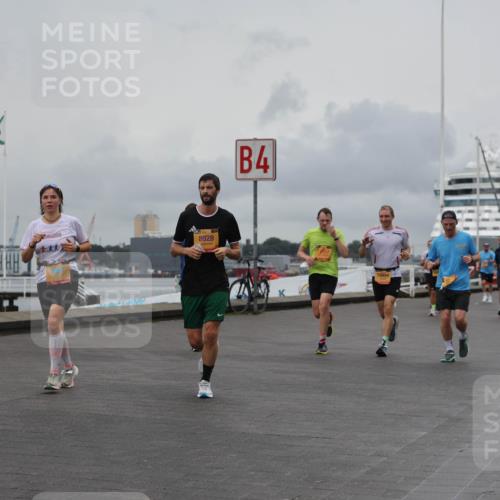 13.09.2026 - Kiel Lauf Andreas Tolksdorf http://msf.ph/oto/10462062 13.09.2026 12:02:28 Kiellinie 1883, 8928, 4, 12534, 3 meine-sportfotos.de
