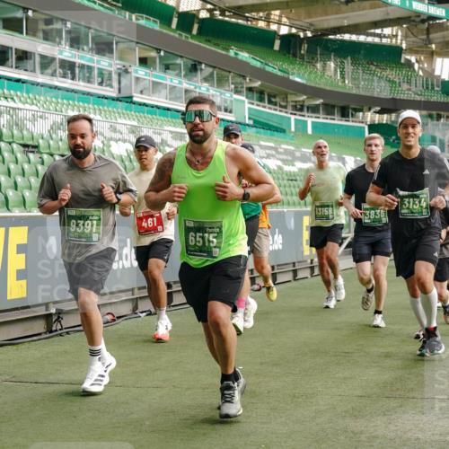 13.09.2026 - 21. swb-Marathon Bremen Michael Burmester http://msf.ph/oto/10462332 13.09.2026 12:55:31 Laufen im Stadion 161, 189, 201, 205, 307, 385, 388, 411, 461, 465, 481, 495, 655, 666, 854, 913, 926, 1053, 1058, 1197, 1390, 1537, 1599, 1631, 1645, 1658, 1750, 2122, 2125, 2234, 2251, 2260, 2319, 2383, 2390, 2474, 2535, 2604, 2733, 2801, 2824, 2870, 2922, 2948, 2962, 3012, 3054, 3057, 3119, 3134, 3175, 3192, 3202, 3206, 3241, 3246, 3290, 3346, 3348, 3356, 3357, 3411, 3508, 3706, 3716, 3836, 4135, 4137, 4171, 4413, 4455, 4479, 4733, 5277, 5430, 5530, 6106, 2498, 3085 meine-sportfotos.de